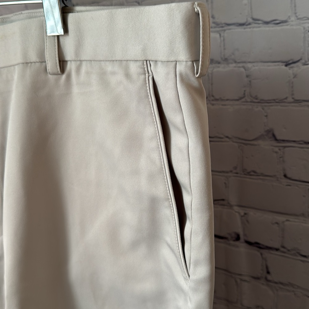 Men’s Oxford Golf Shorts 38 - Picture 3 of 6